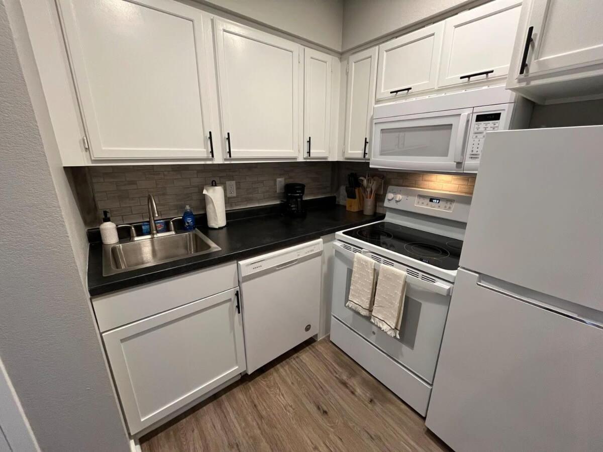 Aksarben 1 Bedroom-Close To I-80 Omaha Extérieur photo